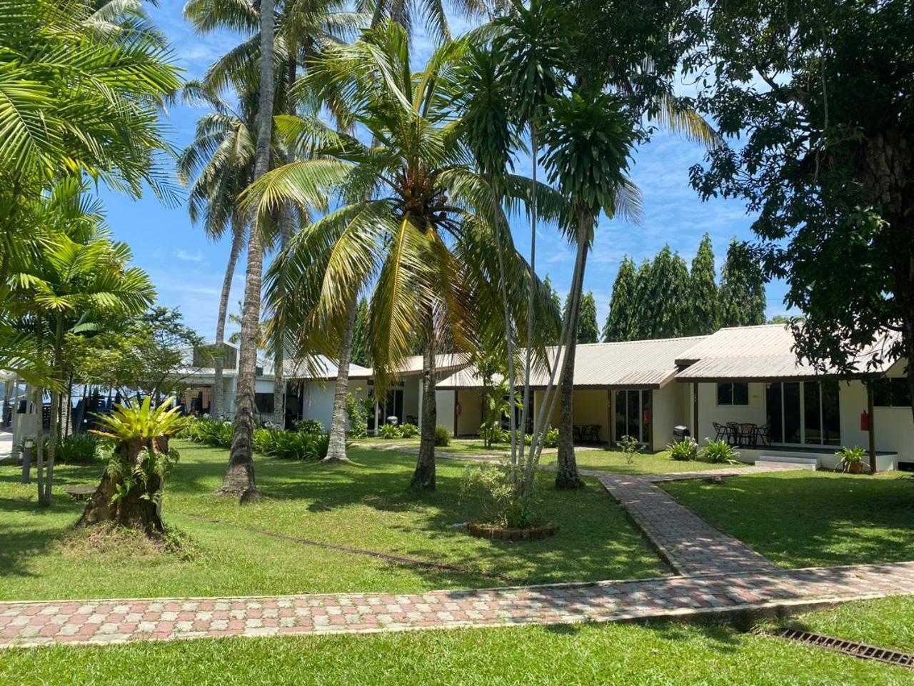 Langkah Syabas Beach Resort Kinarut Exterior photo