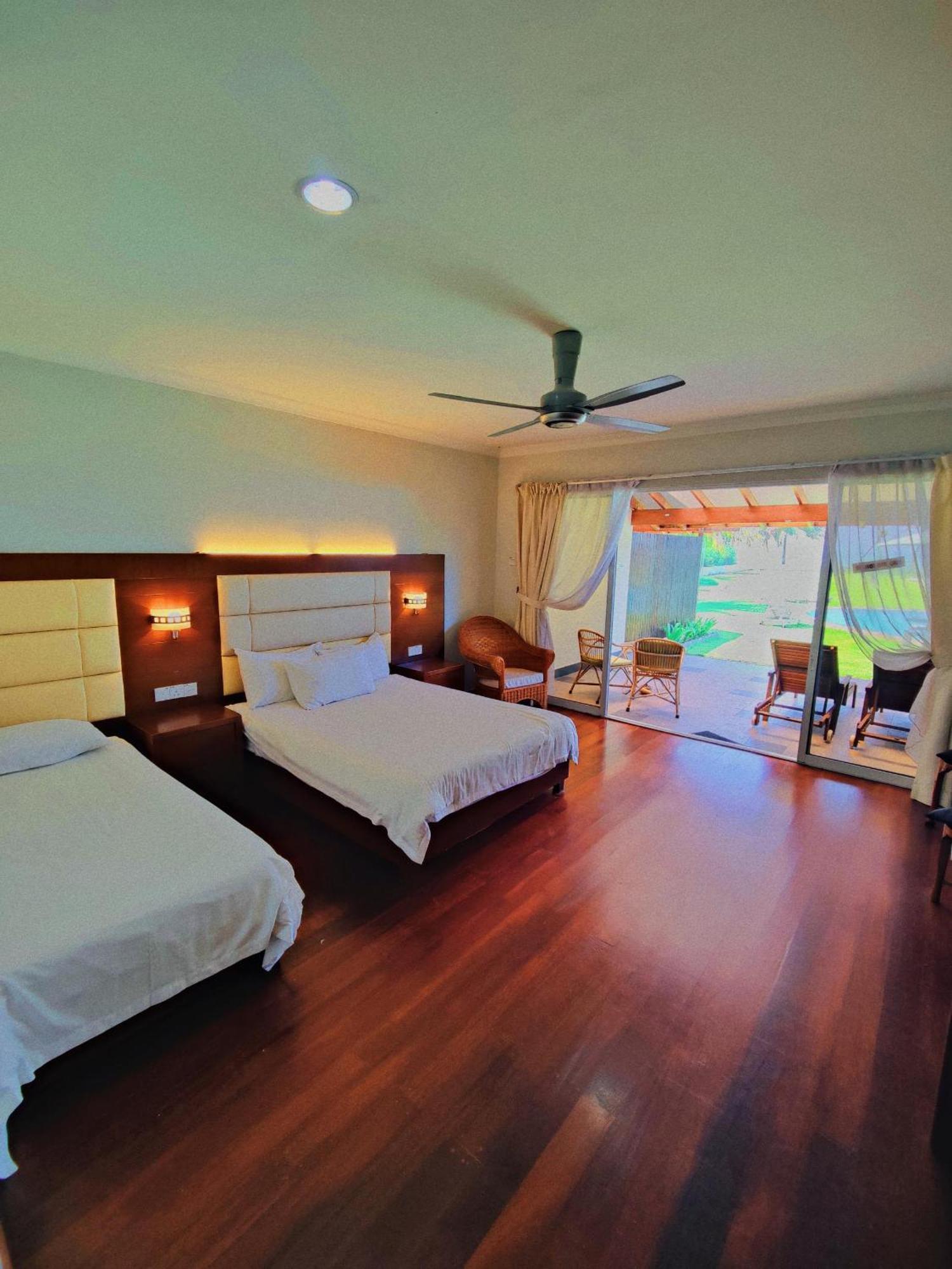 Langkah Syabas Beach Resort Kinarut Exterior photo