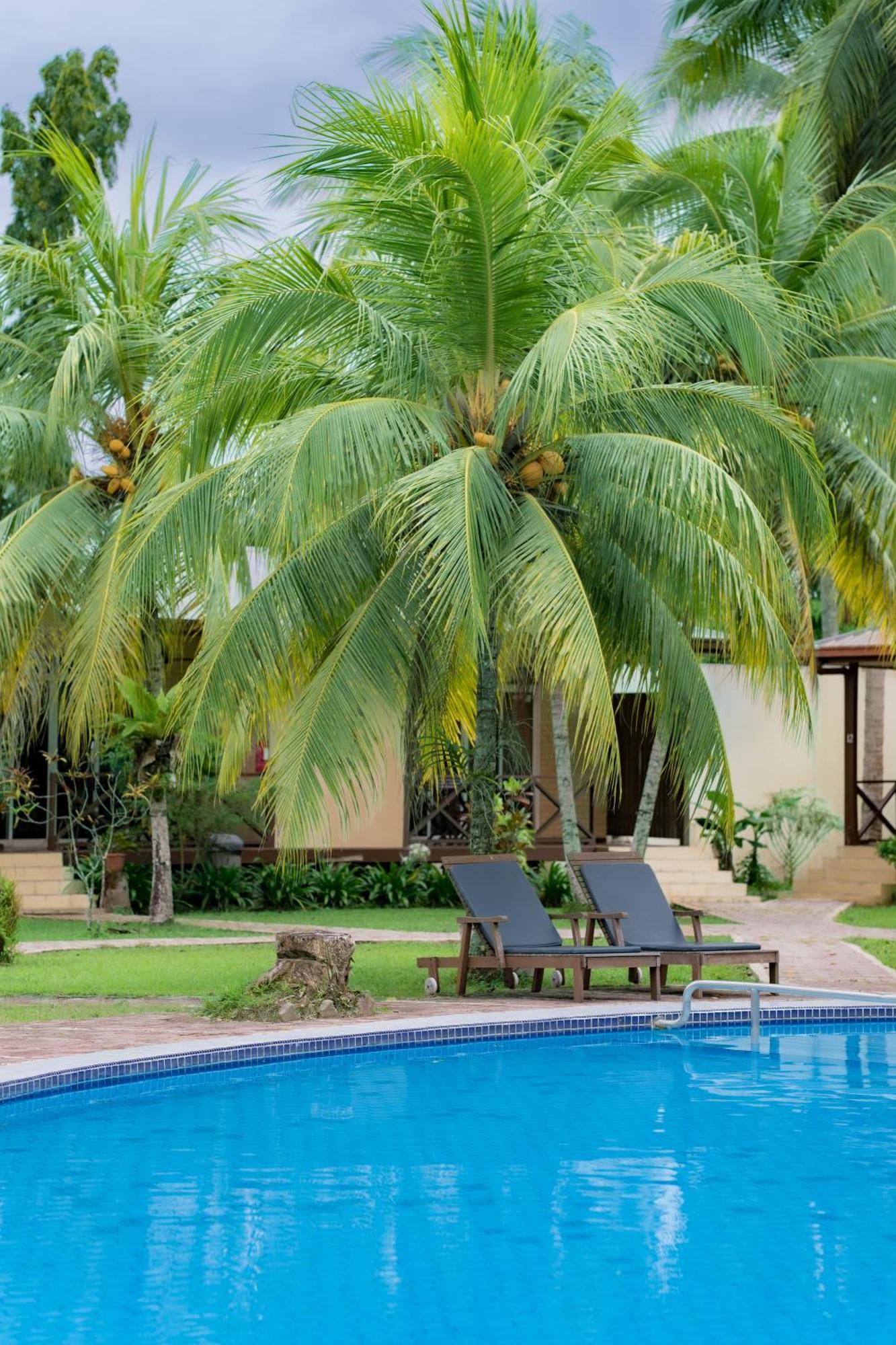 Langkah Syabas Beach Resort Kinarut Exterior photo